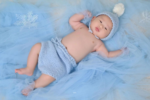 六盘水宝宝不肯吸母乳怎么办